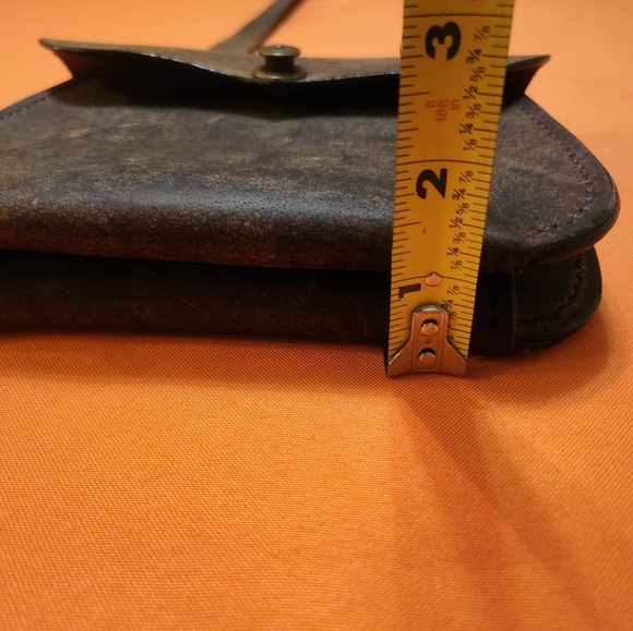 Distressed Rustic INDIE SLEEZE  DENNIS KNIGHT LEATHER crossbody, EUC - Picture 16 of 16